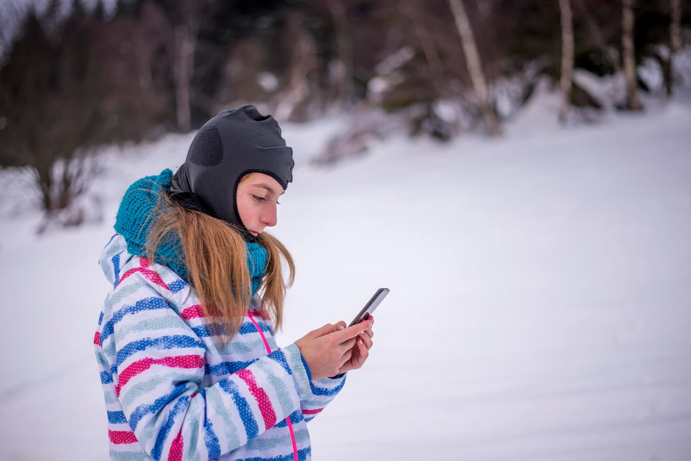 Quels sont les mois avec le plus de chutes de neige en Andorre ?